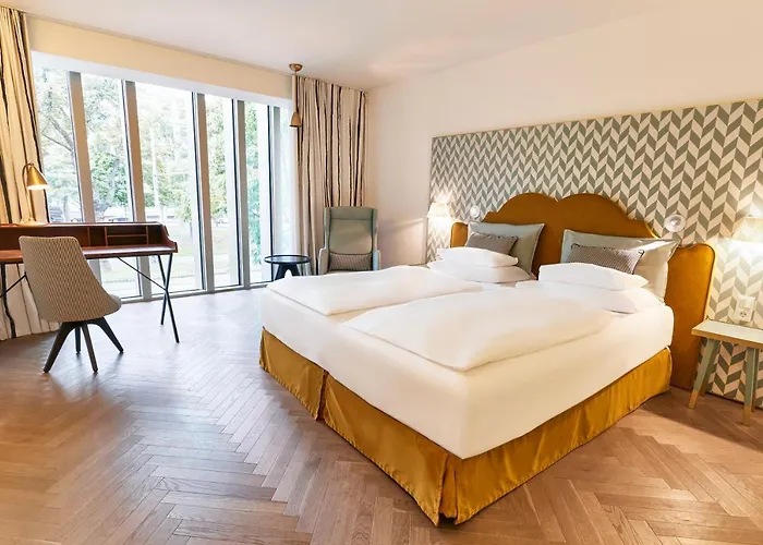 Crowne Plaza Vienna Відень