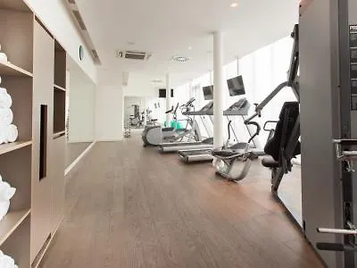 Crowne Plaza Hotel 4*