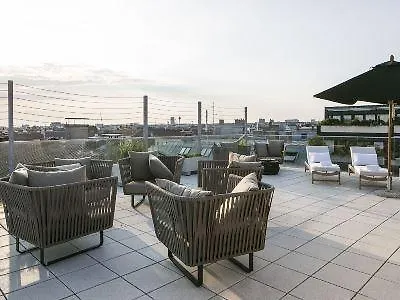 Crowne Plaza Hotel 4*