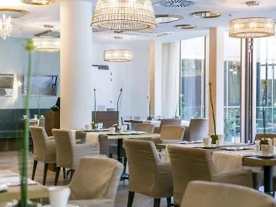 Crowne Plaza 4* Vienna