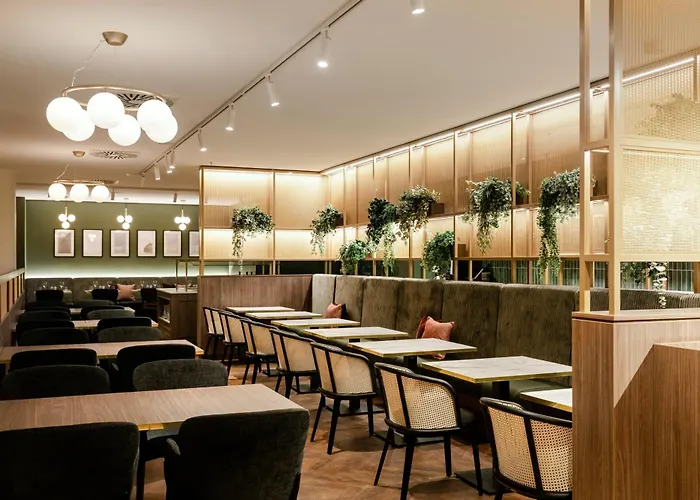 Crowne Plaza 4* Вена
