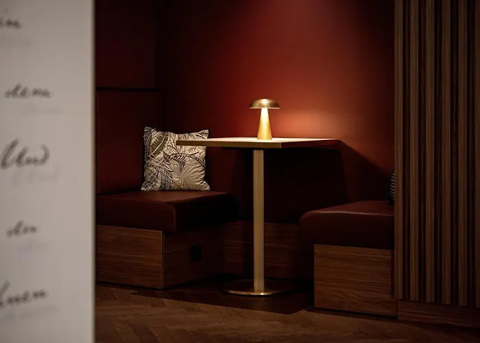 Crowne Plaza 4*