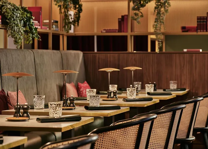 Crowne Plaza 4*